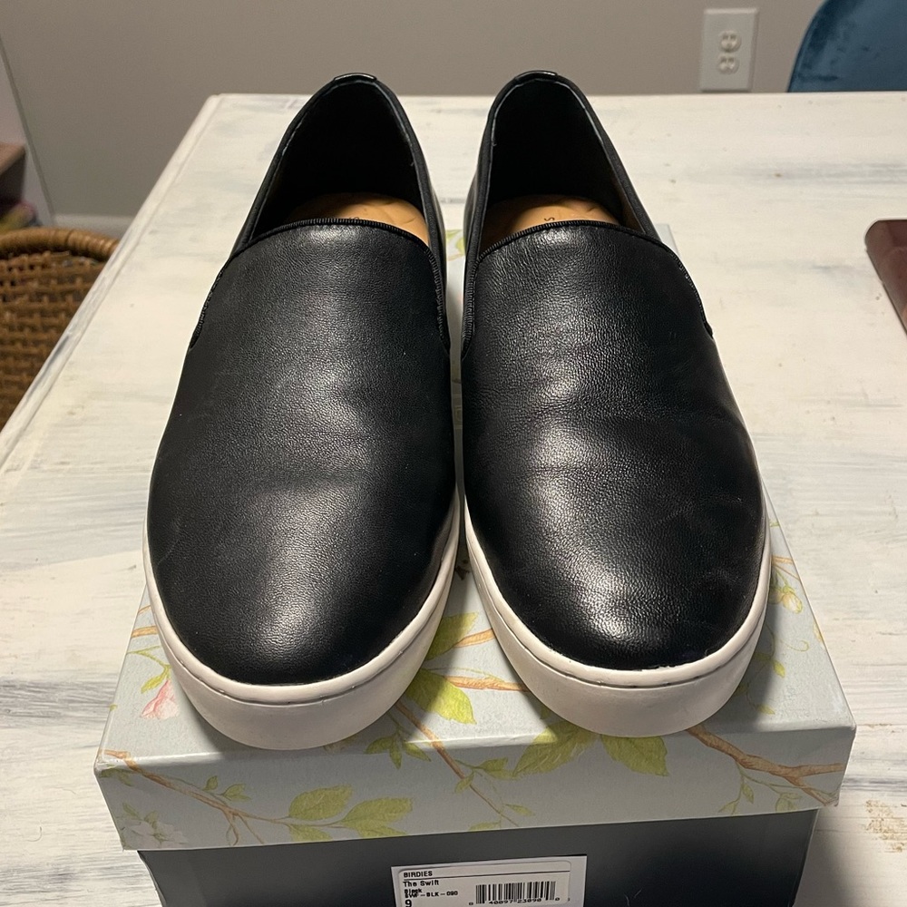 Birdies “The Swift” Women’s Black Leather Slides